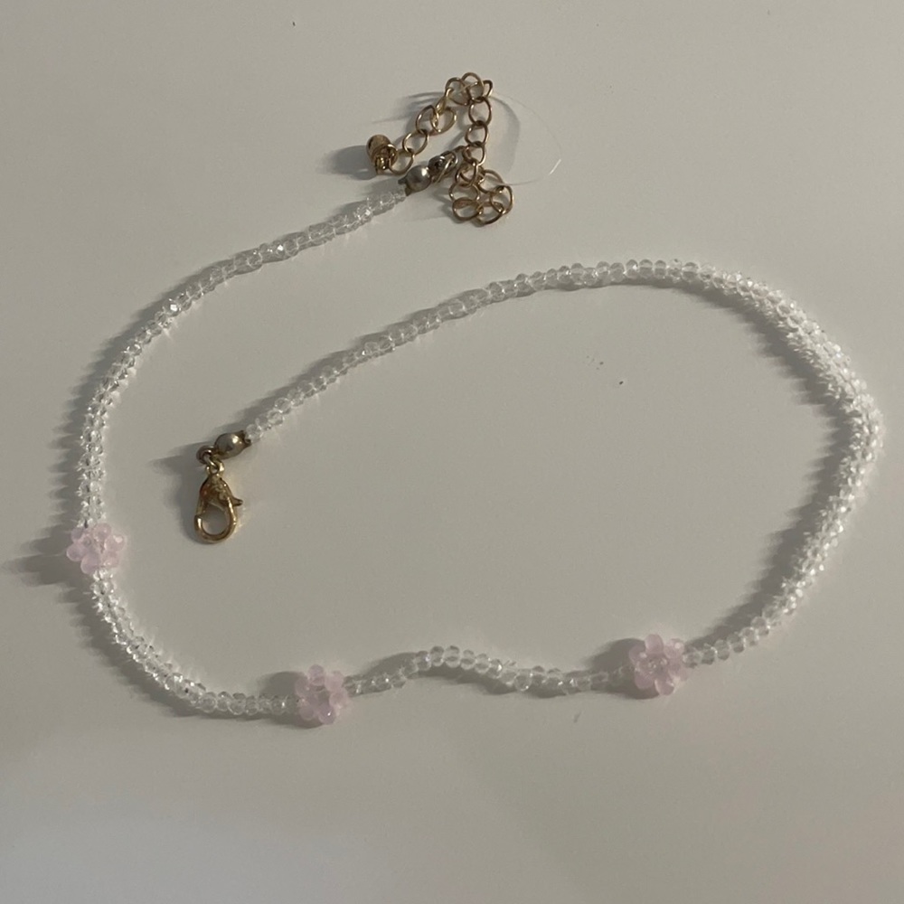 Urban outfitters flower bead necklace